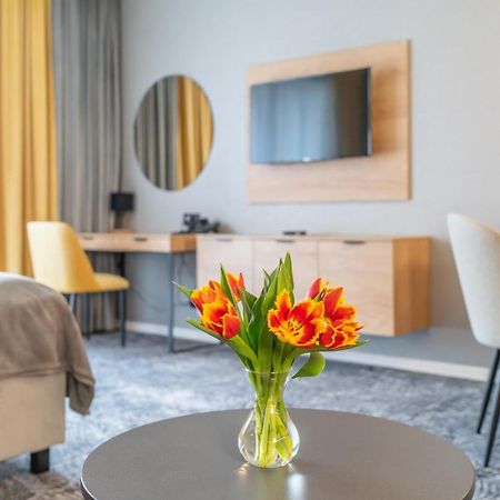 Lux Apartman V Hoteli Akvamarin Bešeňová Eksteriør billede